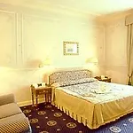 Armonia Hotel 4*