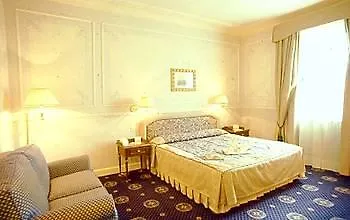 Armonia Hotel 4*